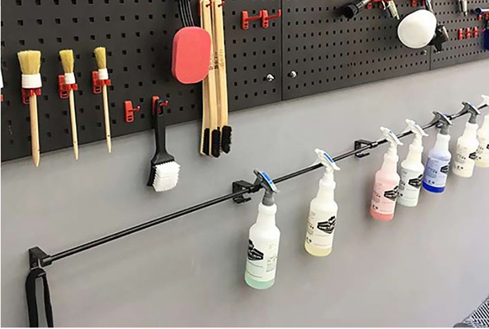 MG-006 Detailing Bottles Steel Hanger