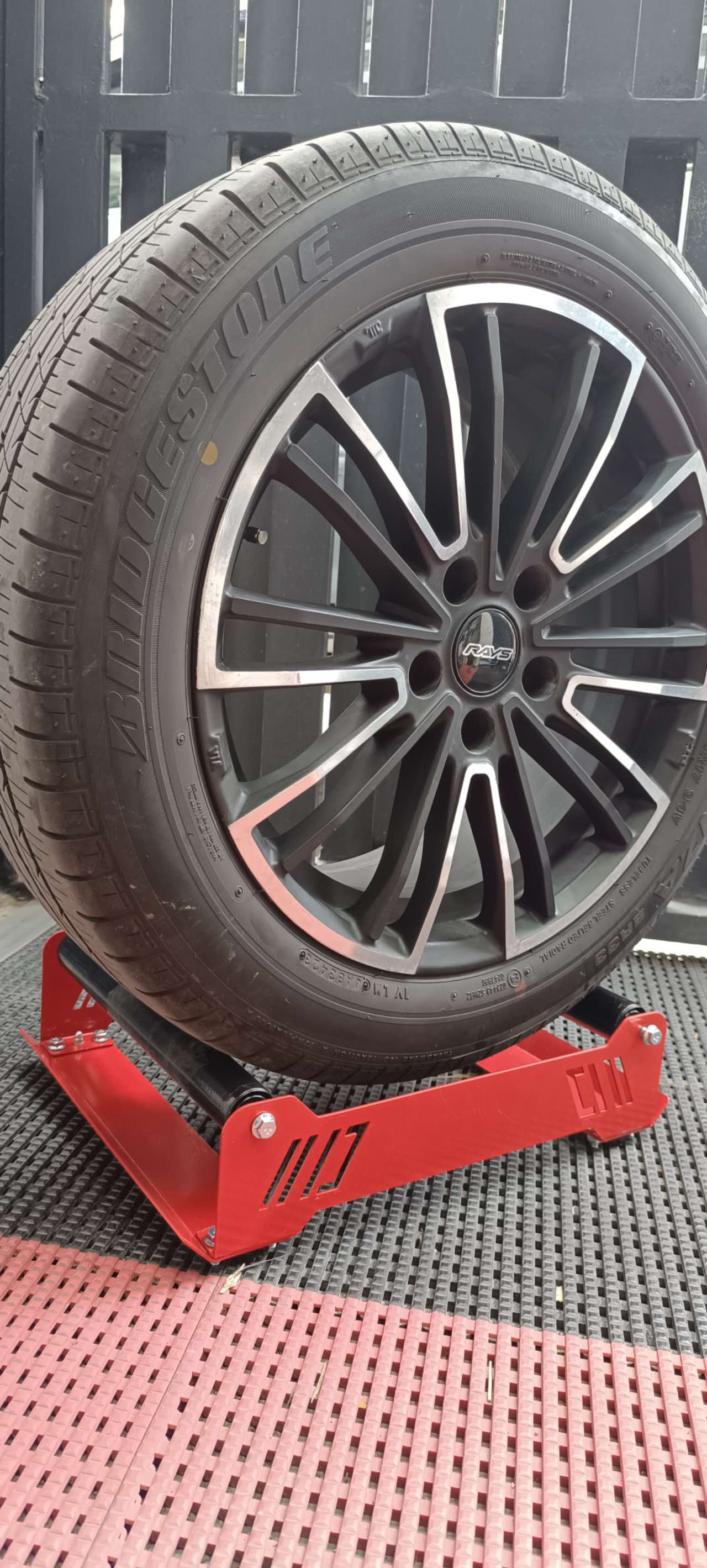 DT-032 Wheel Stand for Wheel Detailing 2 Rollers