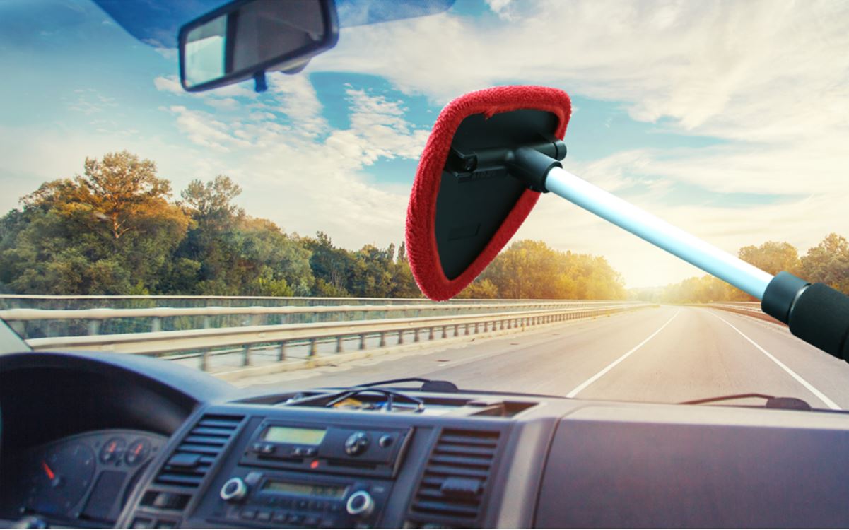 IN-55 Long Handle Windshield Cleaner with extra bonnet
