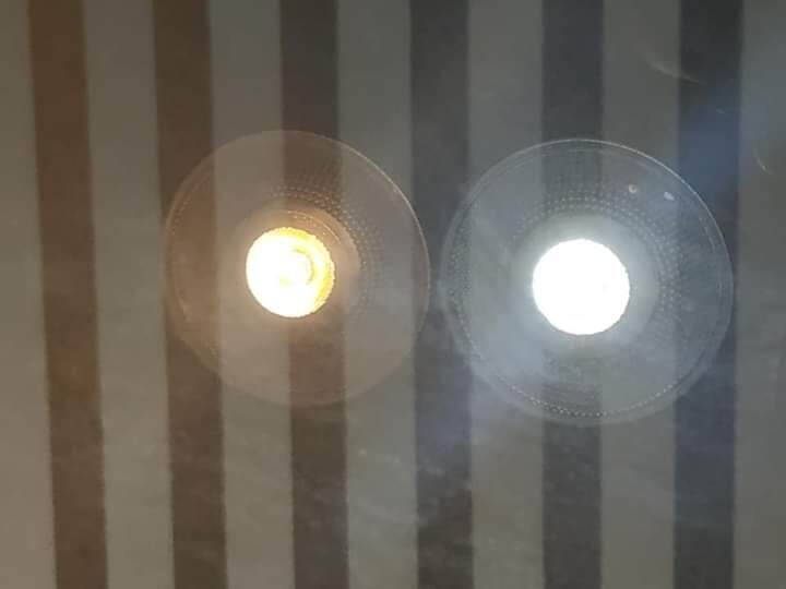 LT-007 Detailing Light Stand with 2 PAR 38 BULB SET