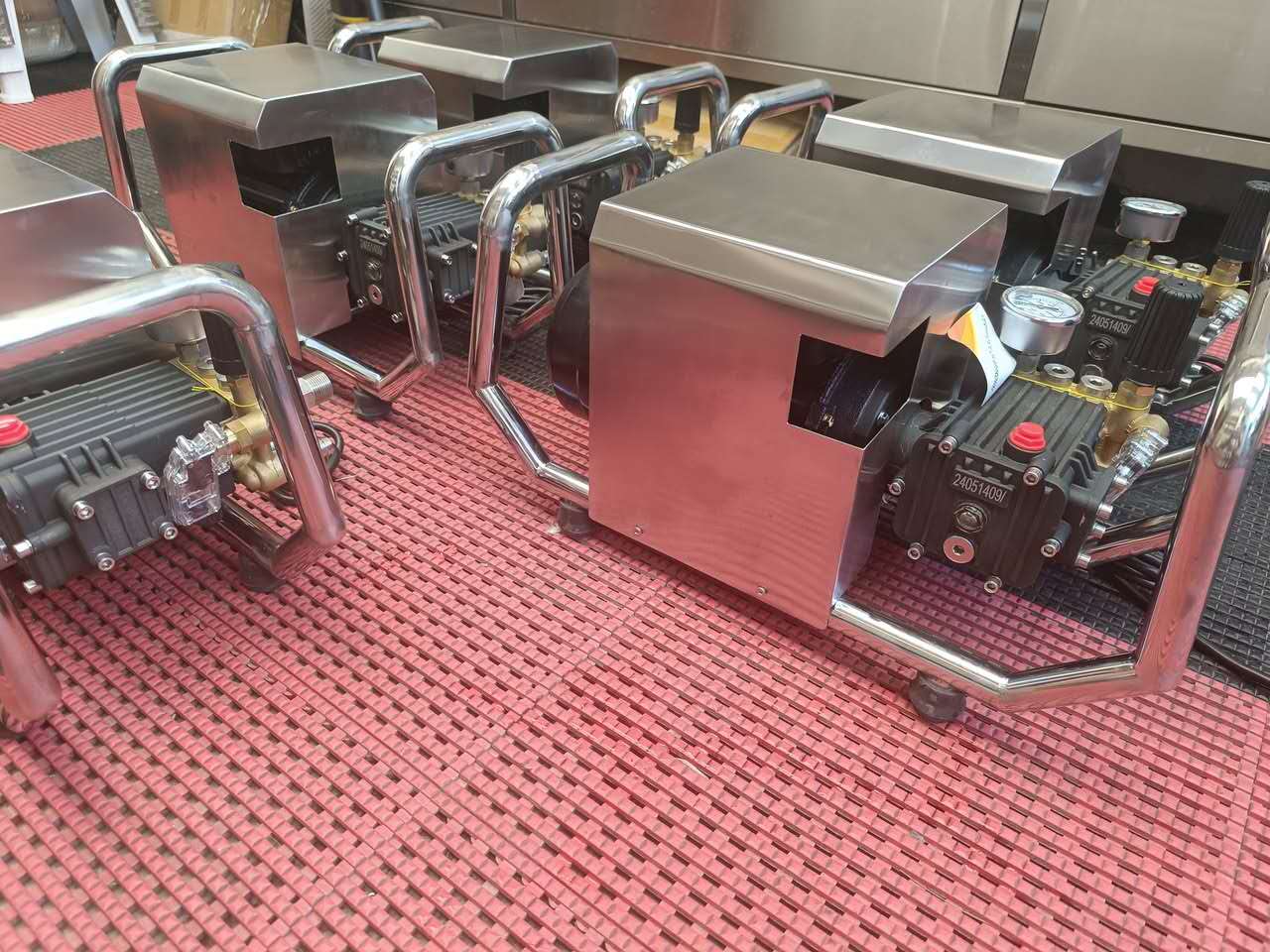 SHELF TYPE PRESSURE WASHER