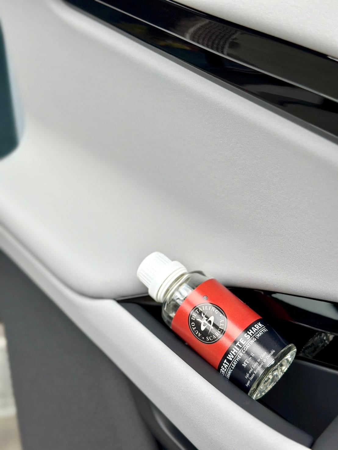 SCARCITY Gloss or Matte Leather Coating Great White Shark 2-Layer Coating Set