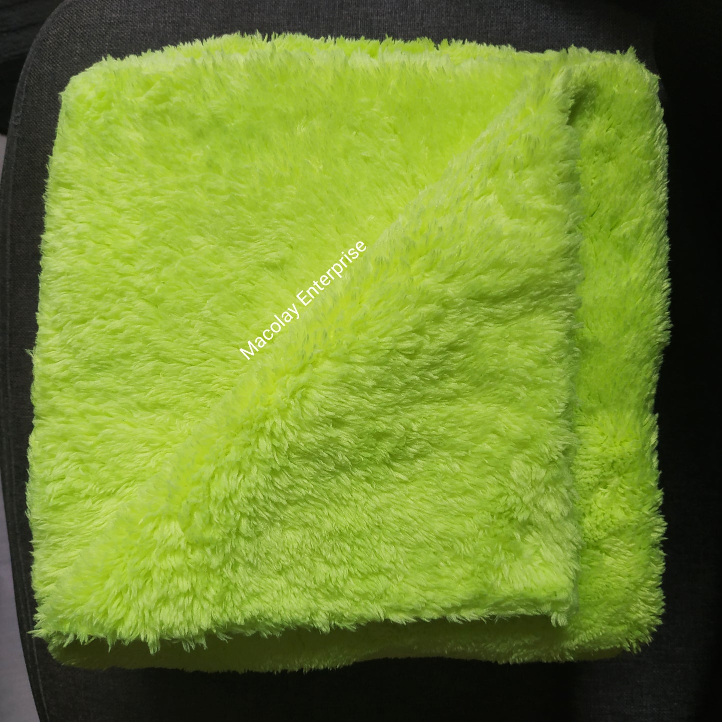 500gsm 16x16-in Soft Edgeless Microfiber Car Buffing Towel