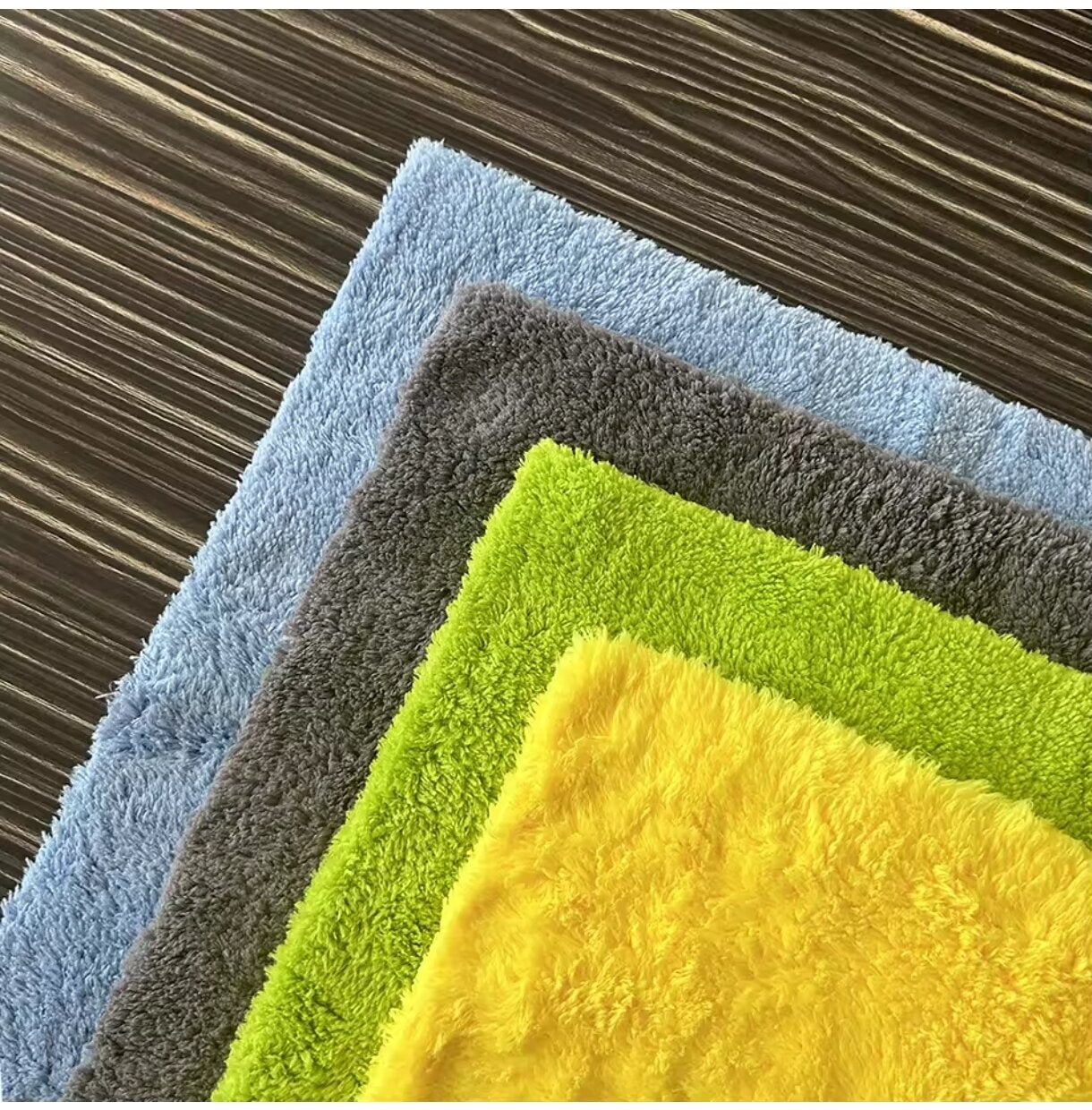 500gsm 16x16-in Soft Edgeless Microfiber Car Buffing Towel