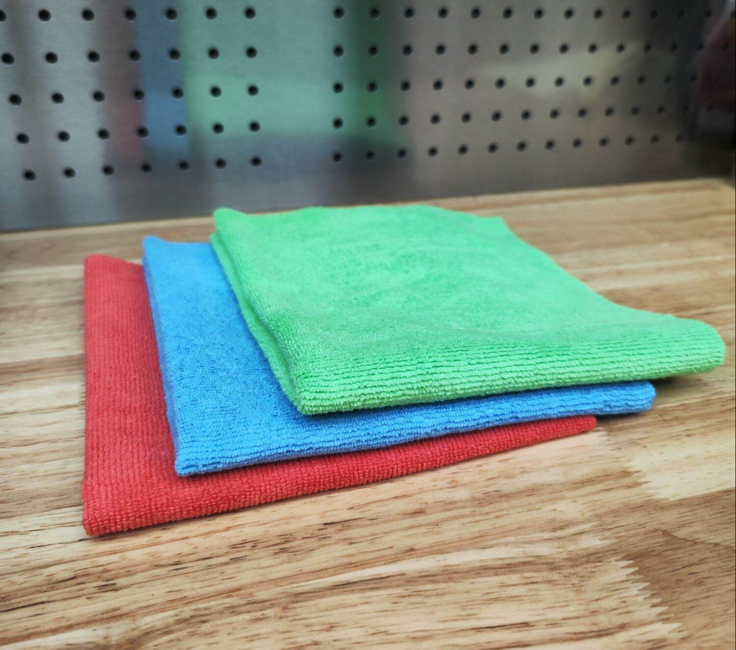 300gsm 40x40cm Premium Color Edgeless Detailing Microfiber Towel