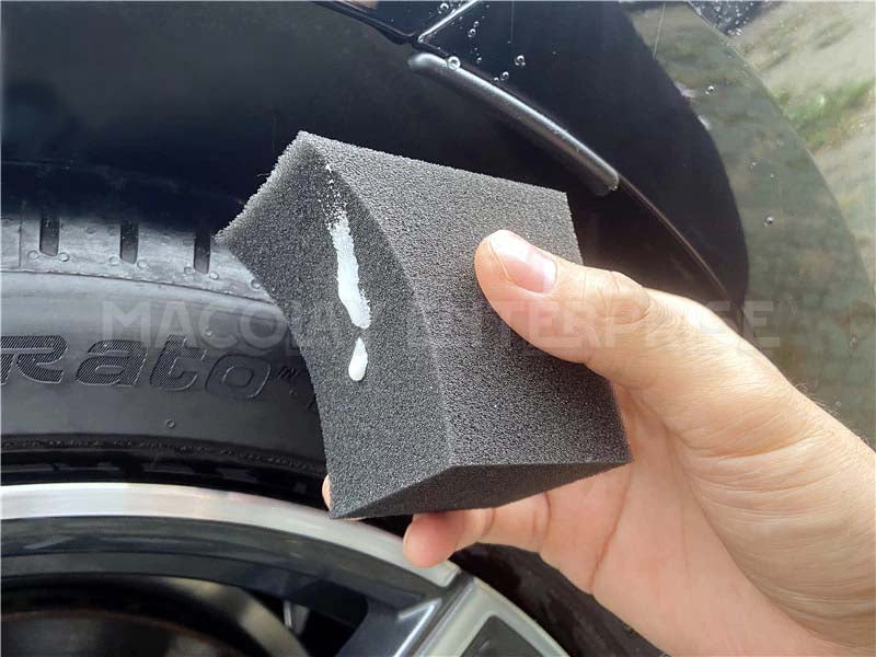 AP-010  Contoured Foam Tire Dressing Applicator Foam