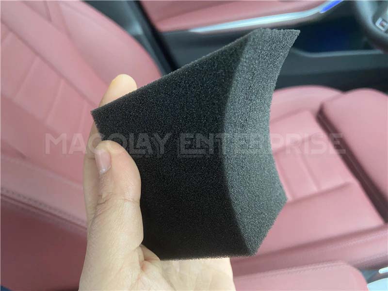 AP-010  Contoured Foam Tire Dressing Applicator Foam