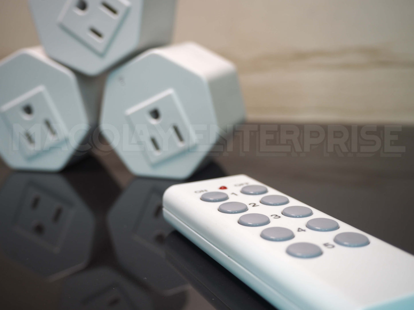 DT-023 The Lazy Plug and Lazy Sockets RF Remote Controlled Sockets