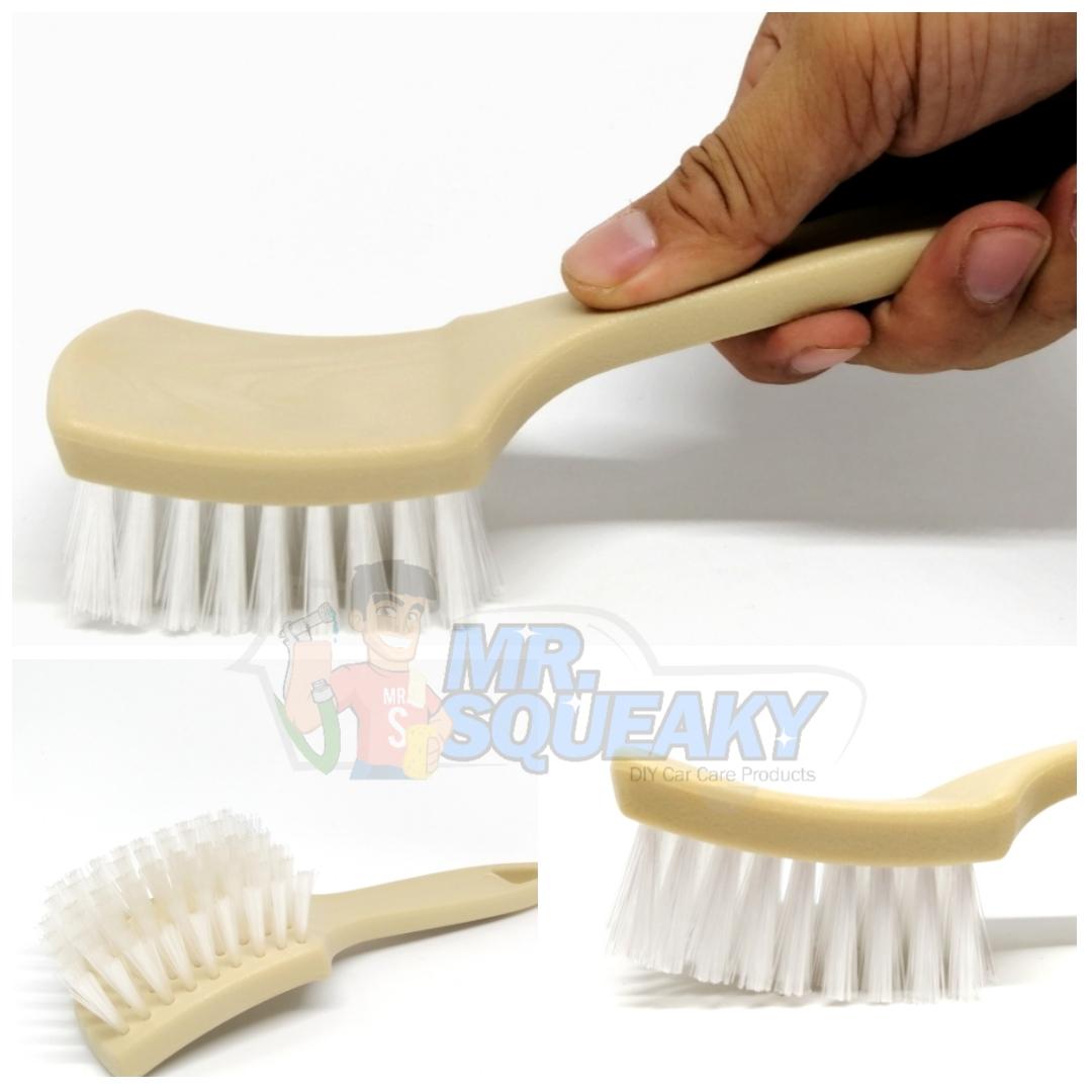 IN-10 Nylon Bristle Ergonomic Handle Car Uphostery Brush