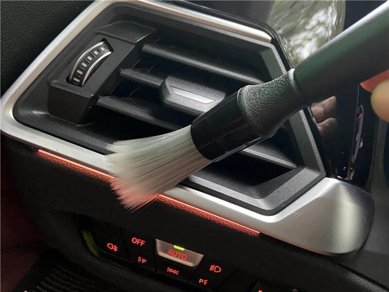 IN-52 Ultra Soft and Fine Tip 2 in 1 Car interior Detailing Brush