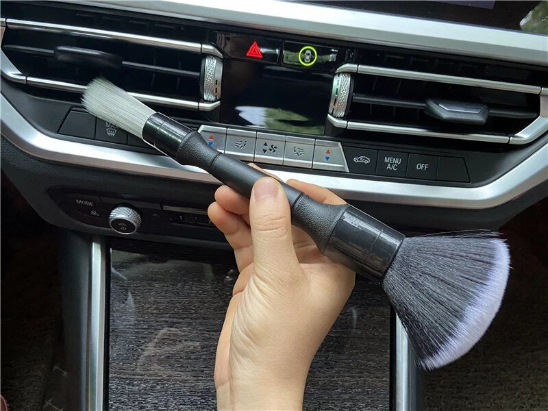 IN-52 Ultra Soft and Fine Tip 2 in 1 Car interior Detailing Brush