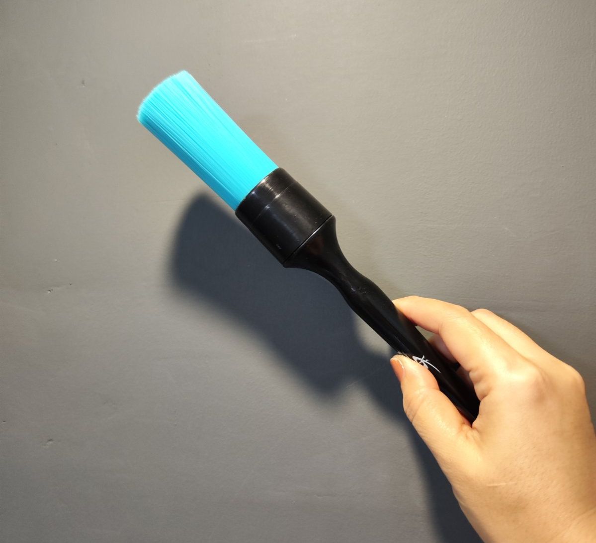 IN-22 SCARCITY Chemical Resistant Blue Bristle Engine brush