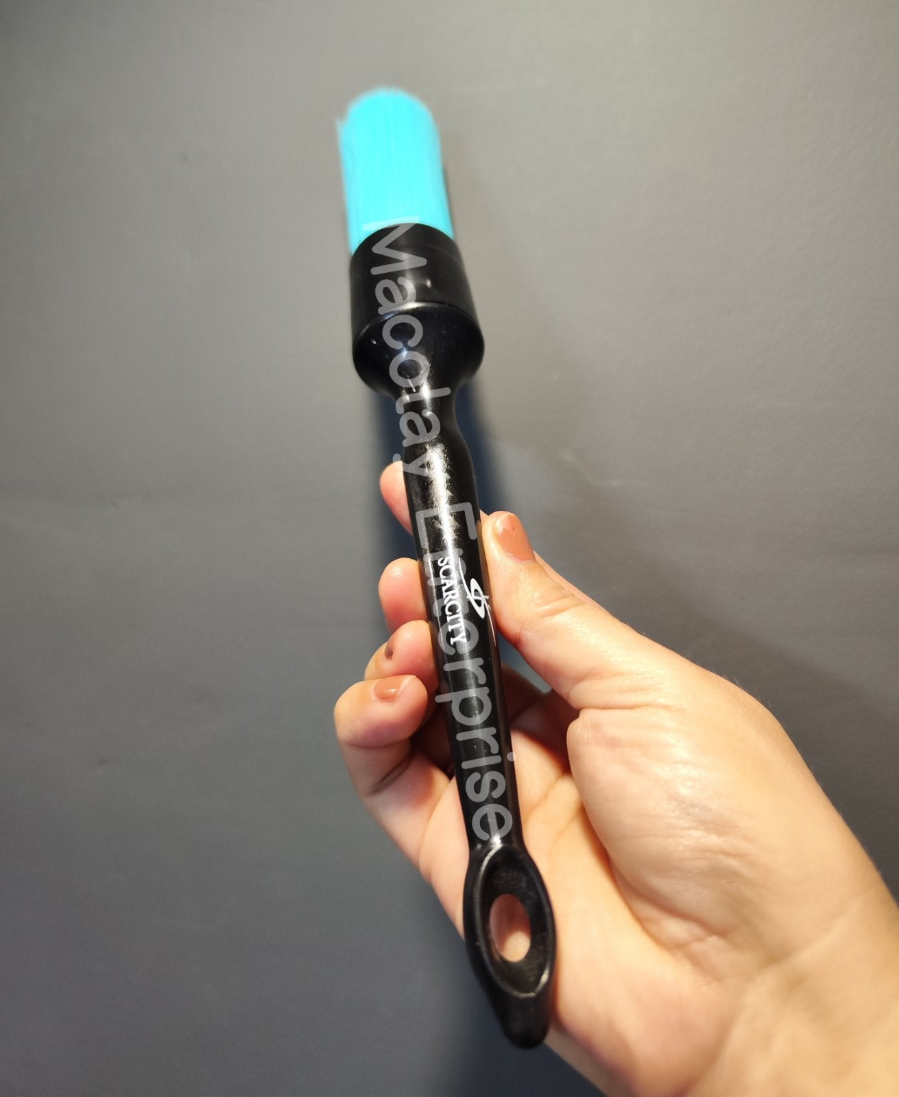 IN-22 SCARCITY Chemical Resistant Blue Bristle Engine brush