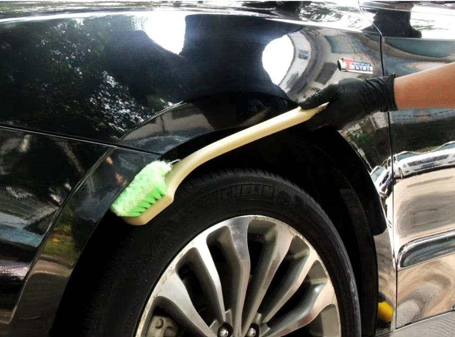 WH-23 Long handle Fender Tire Brush