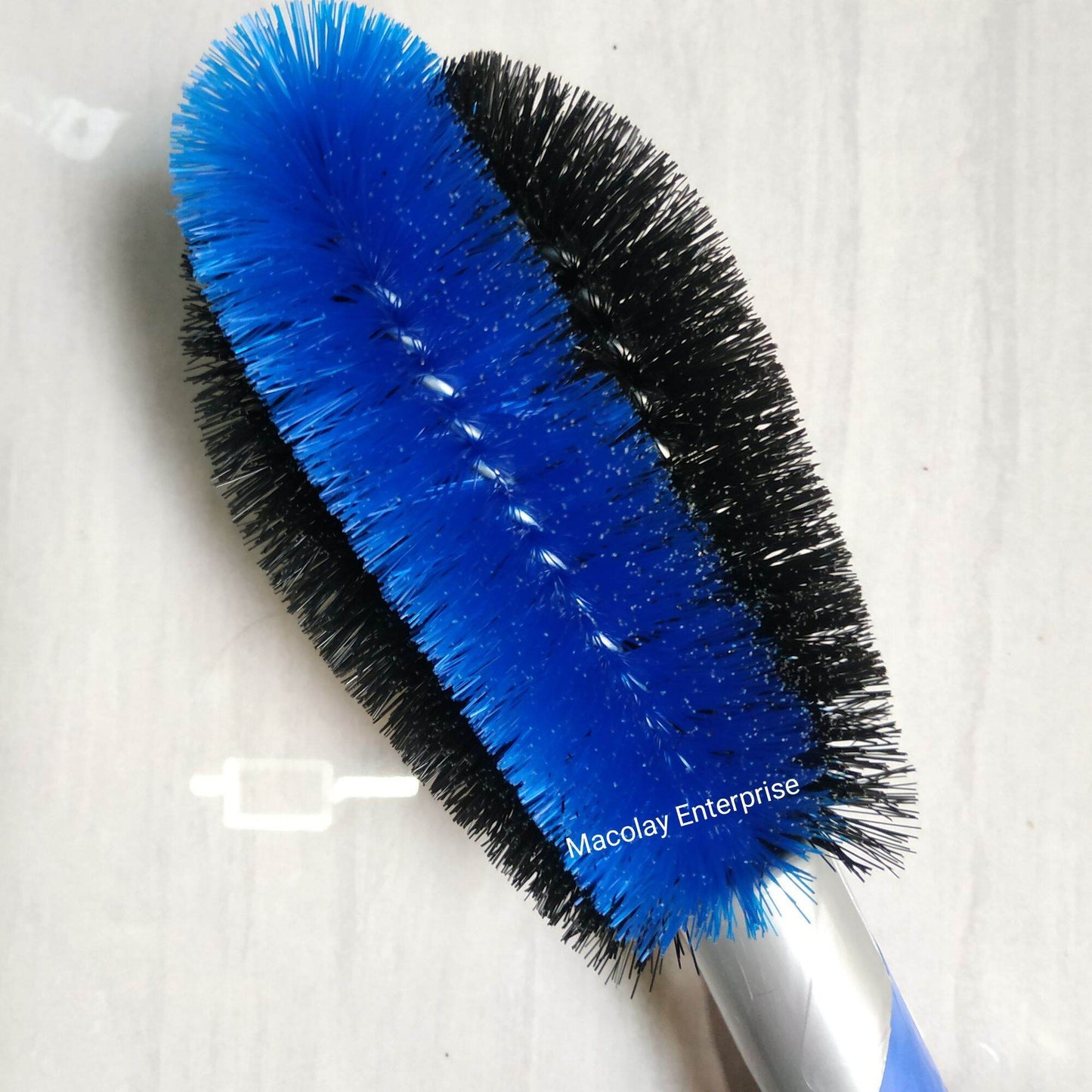 WH-07 Blue-Black Bristle Tire Brush