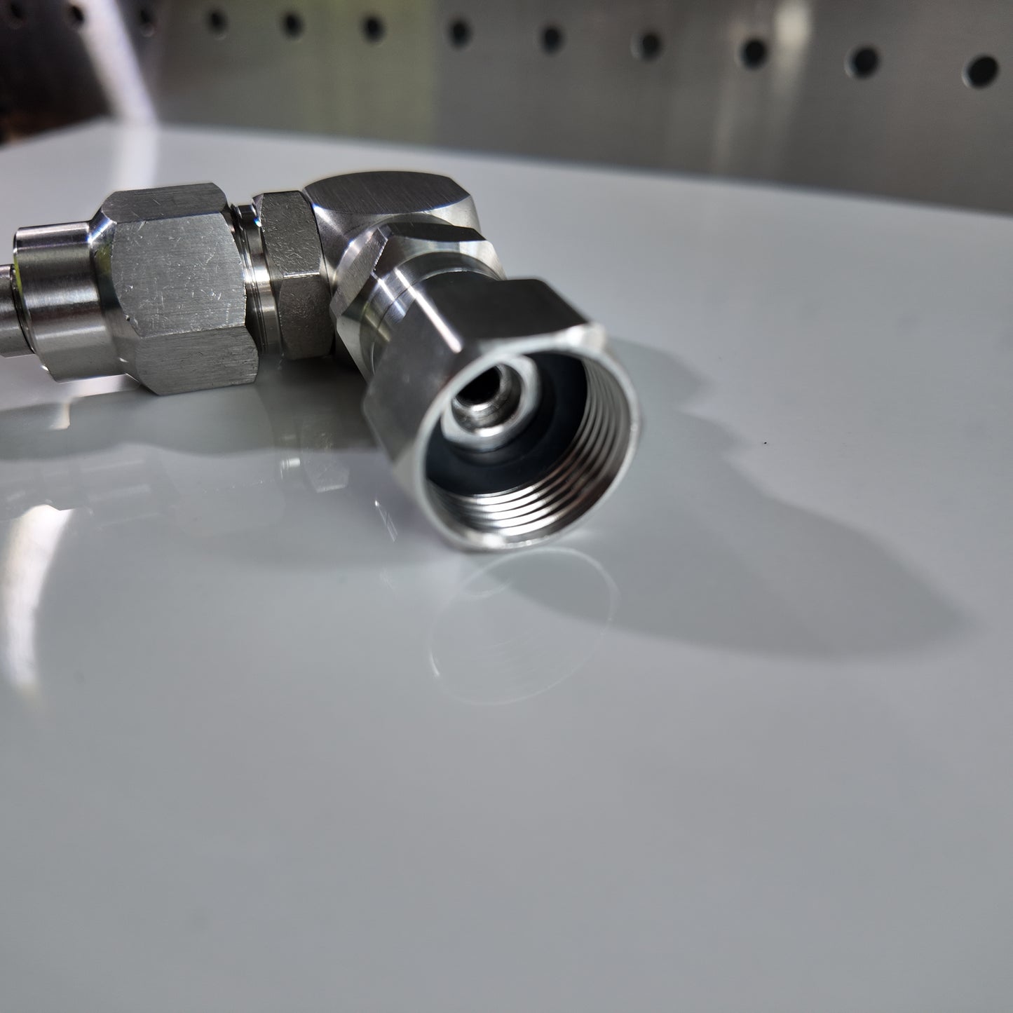 F50 90-Degree Pressure Washer Hose Connector Fittings