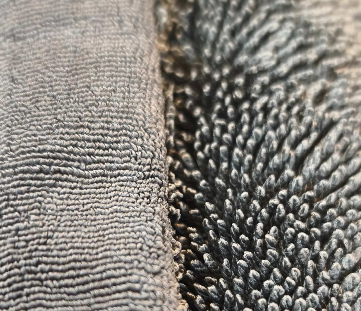 Gray Double sided Micro Twist and Twist Loop Fiber 1300gsm  Premium Car Drying Towel