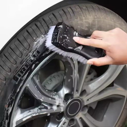 WH-28 White Hard Bristle Tire Brush