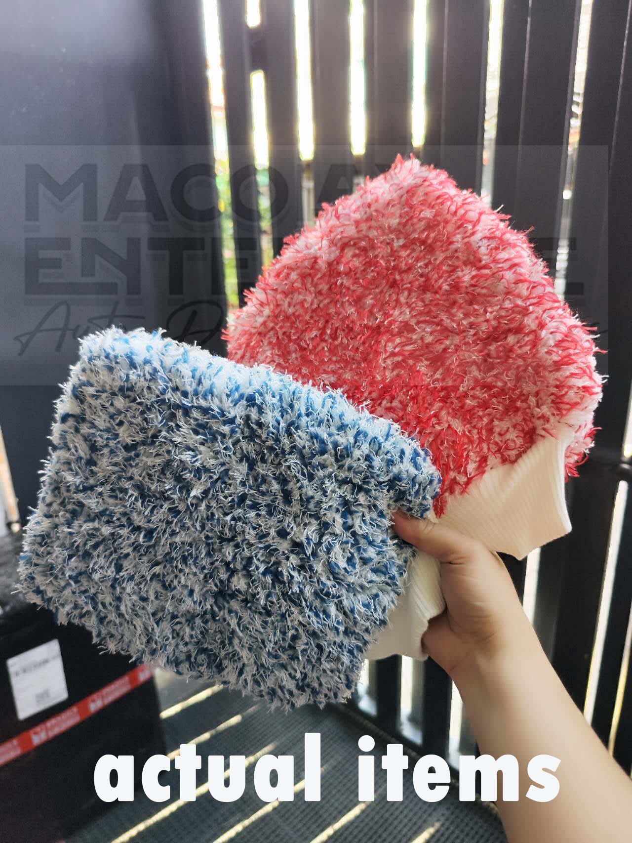 Premium Microfiber Car Wash Mitt 20cm x 30cm