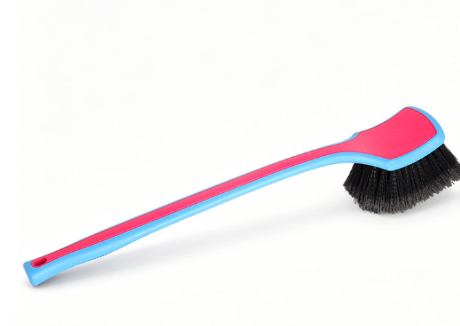 WH-39 Long Rubber Handle Fender Tire Soft Flagged Bristle Brush